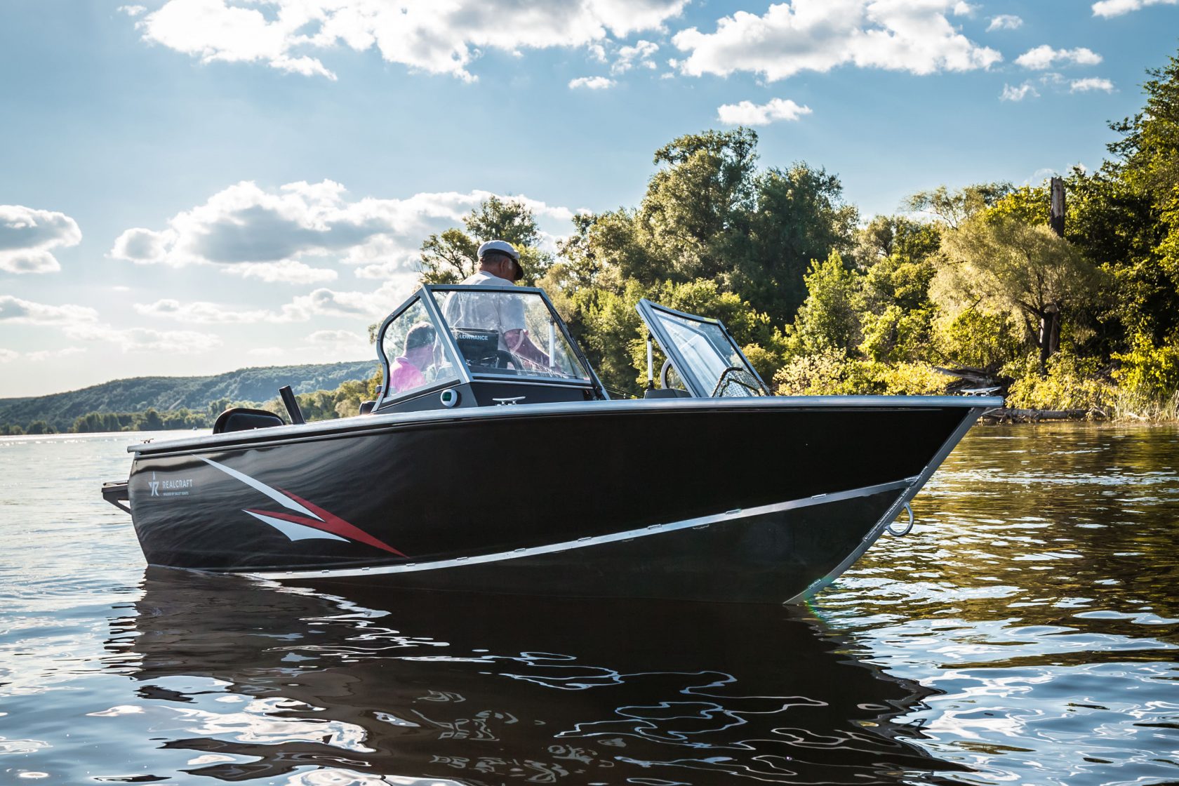 Лодка Realcraft Impulse-470 FishPro