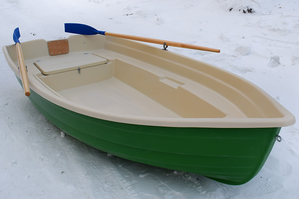 Лодка стеклопластиковая  ВИЗА Тортилла-305
