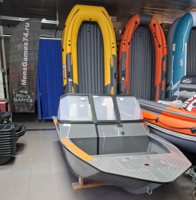 Лодка Swimmer 400-Z